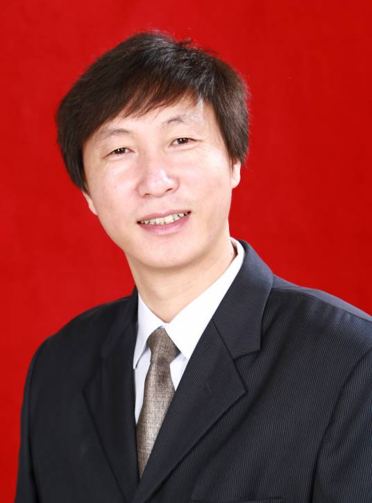 王长远（黑龙江八一农垦大学副校长、党委常委）
