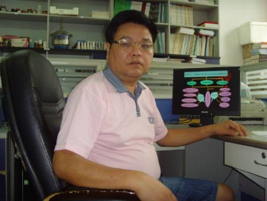 陈清西（厦门大学教授）