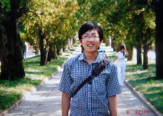 贾昊（跳楼自杀的北大研究生）