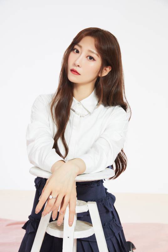 吴瑶（中国内地女歌手、演员）