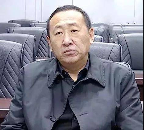 孟宪君（黑龙江省萝北县原副县长、公安局局长）