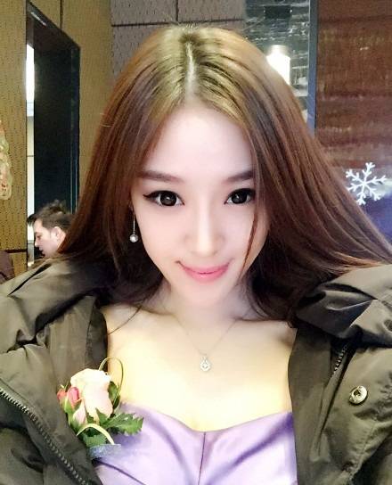 赵莹（2005湖南卫视超级女声选手）