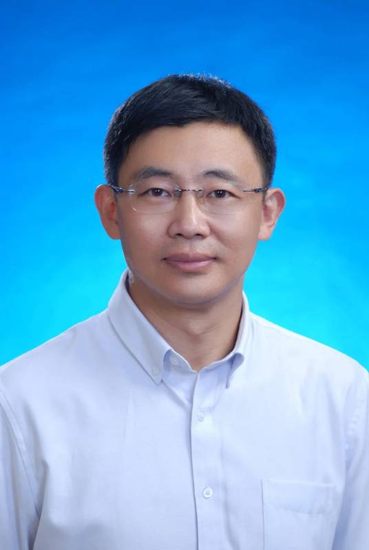 刘江东（湖北省政协副秘书长、港澳台侨和外事委员会副主任，台盟省委会主委、武汉市委会主委，省台联会长）