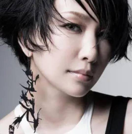 爱词（日本女歌手中岛美嘉的第37张单曲专辑）