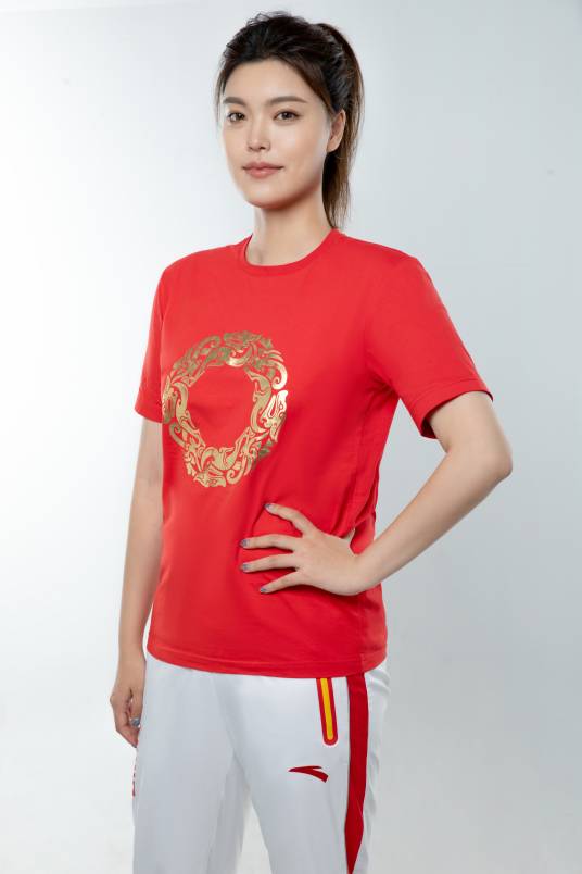 唐奕（中国游泳运动员）