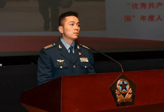 刘锐（空军航空兵某师副师长）