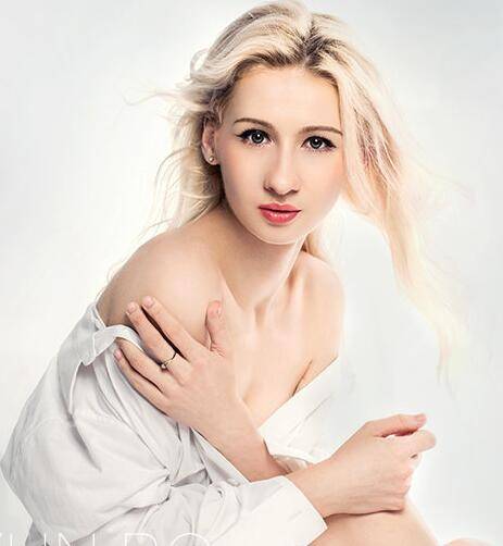 乔丽娅（《非诚勿扰》女嘉宾）