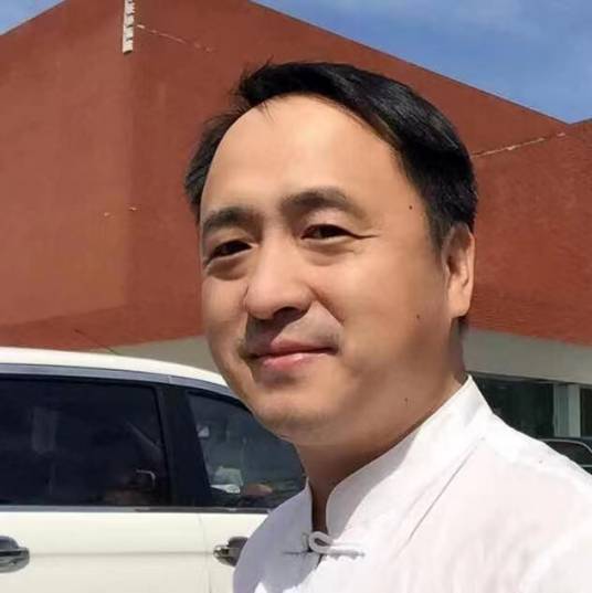 秦华（中国吉林籍艺术家）