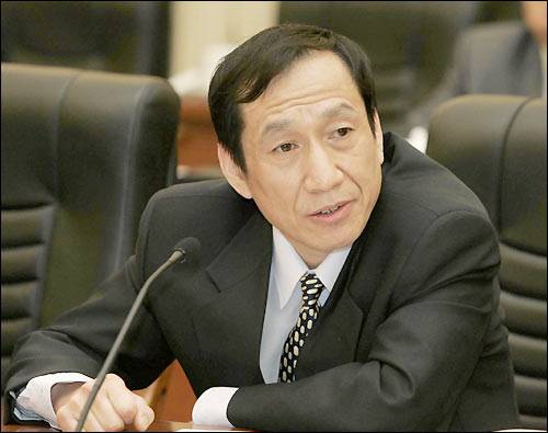 李亚力（天津市人大常委会原副主任）