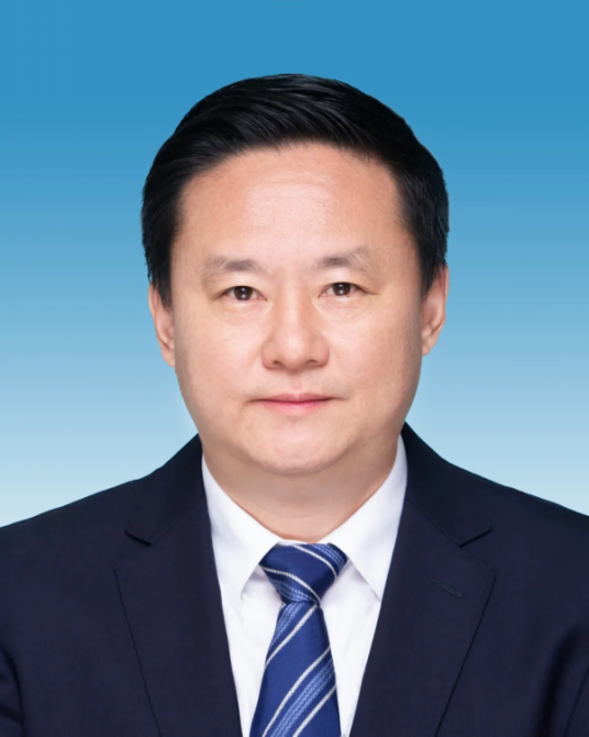 杨中坚（江苏省启东市委书记，市人武部党委第一书记）