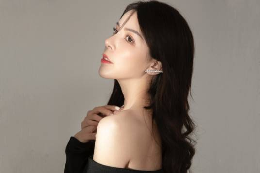小曼（中国内地女歌手）