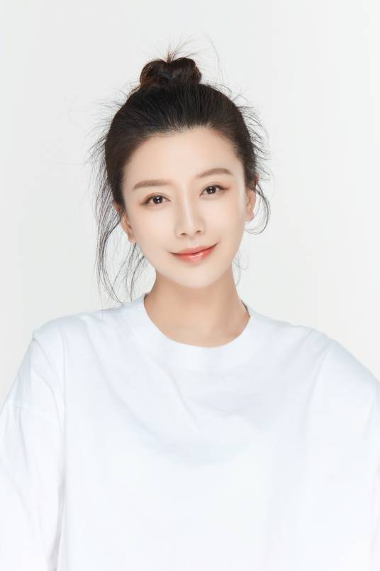 吴恙（中国内地女演员、主持人）
