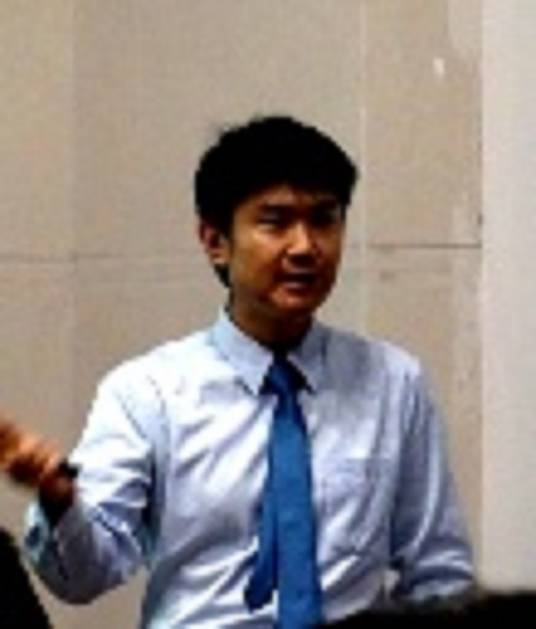 穆岩（中山大学心理学系副教授）