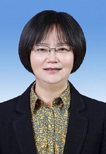 周春艳（山东省人力资源社会保障厅党组成员、副厅长、一级巡视员，机关党委书记）