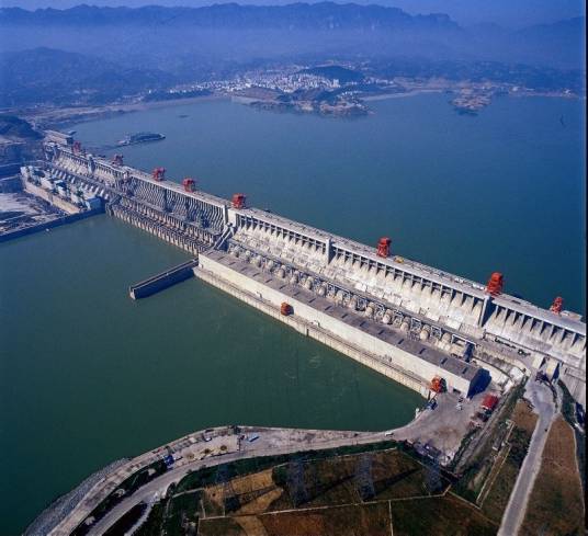 三峡水力发电厂