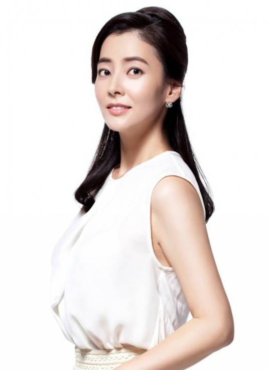 崔智娜（韩国女演员）