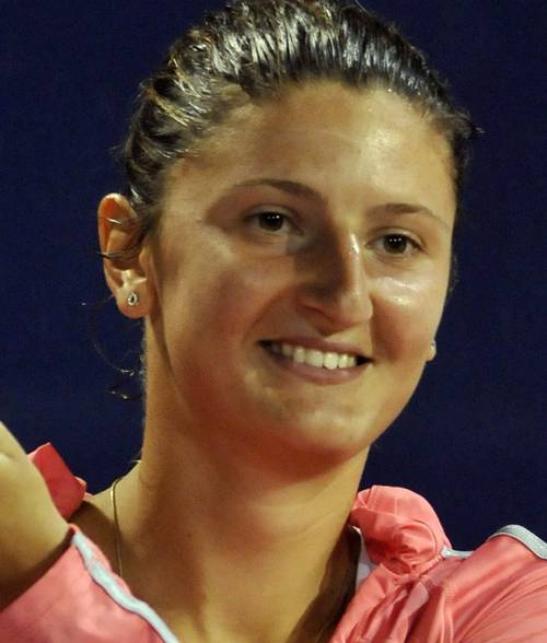 伊琳娜-卡梅莉亚·贝古