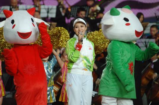 志愿者之夜：和谐之声——谭晶大型公益演唱会