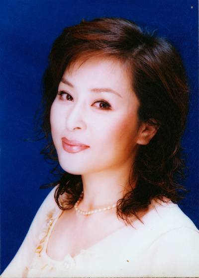 吕玉梅（中国女主持人、制片人）