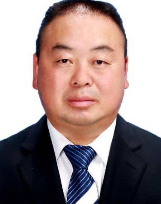 王银华（云南省昭通市搬迁安置局副局长）