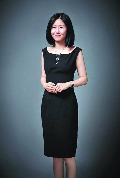 蒉莺春（曾任驻华使馆新闻官员）