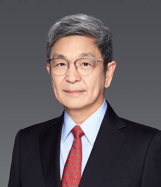 田源（亚布力中国企业家论坛创始人、主席，迈胜医疗集团董事长）
