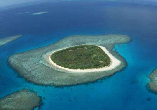 新克里多尼亚岛