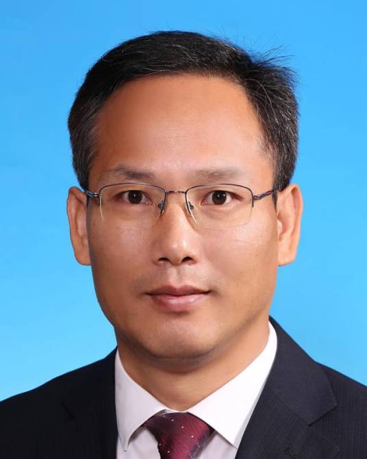徐晓（共青团中央书记处常务书记、全国青联主席）